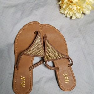 Like New💎brown and gold sandals